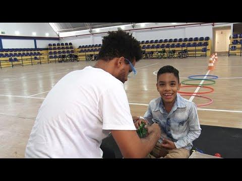 Aulas de psicomotricidade ajudam no desenvolvimento de estudantes com deficiência