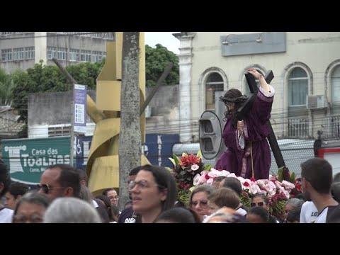 Procissão marca festa dedicada a Senhor dos Passos